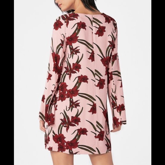 NWT JUSTFAB Bridal Rose Floral Split-Sleeve Shift - Picture 4 of 5